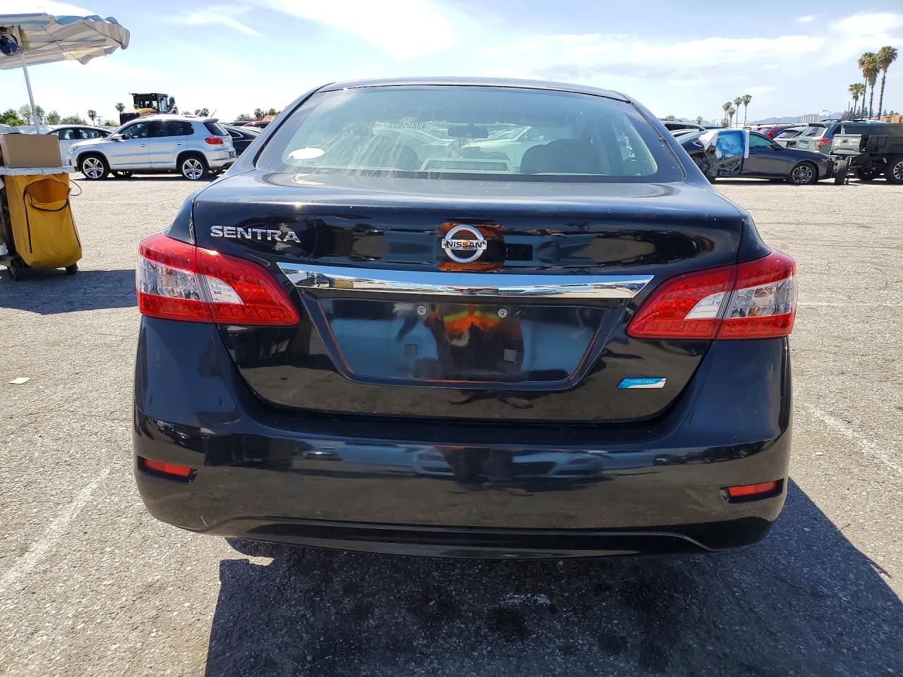 2014 NISSAN SENTRA S photo 11