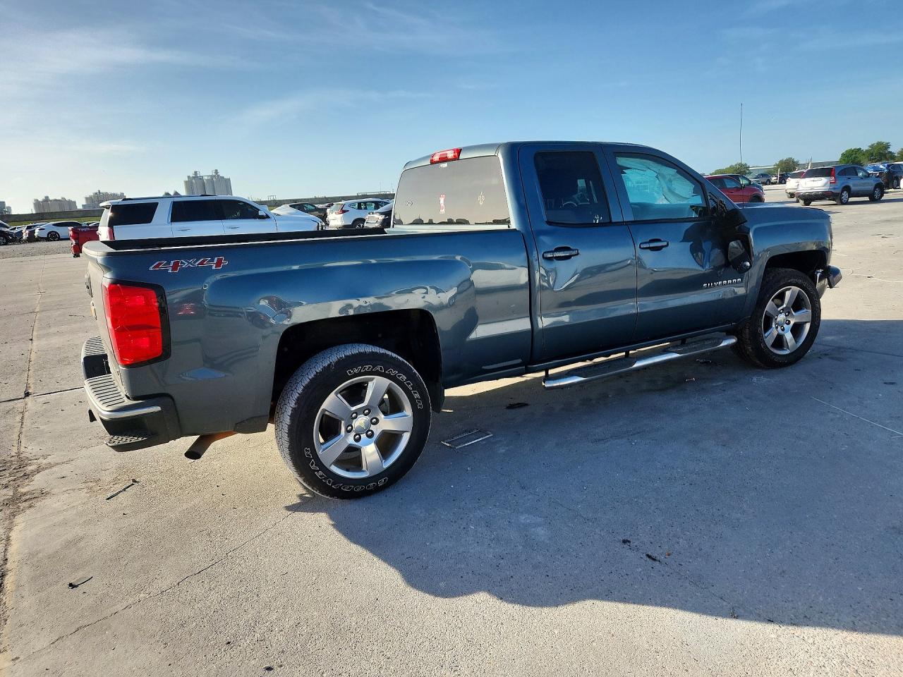 2014 CHEVROLET SILVERADO K1500 LT photo 5