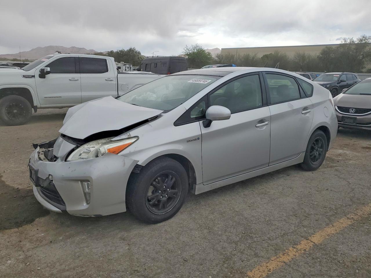 2013 TOYOTA PRIUS