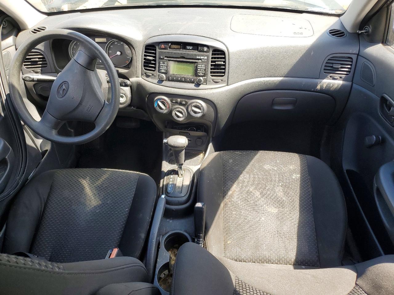 2011 HYUNDAI ACCENT GL photo 15