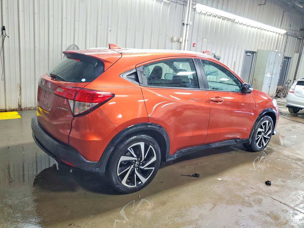 2019 HONDA HR-V SPORT photo 3