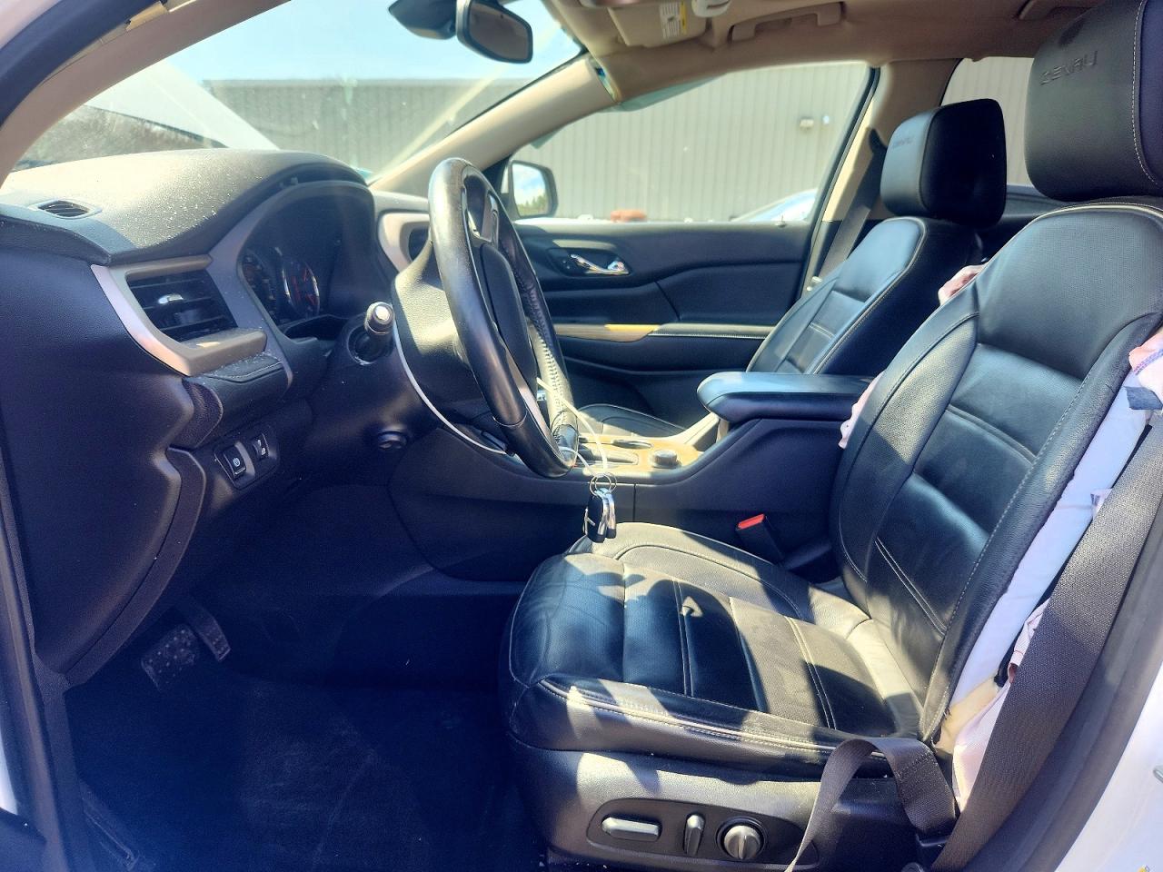2017 GMC ACADIA DENALI photo 13