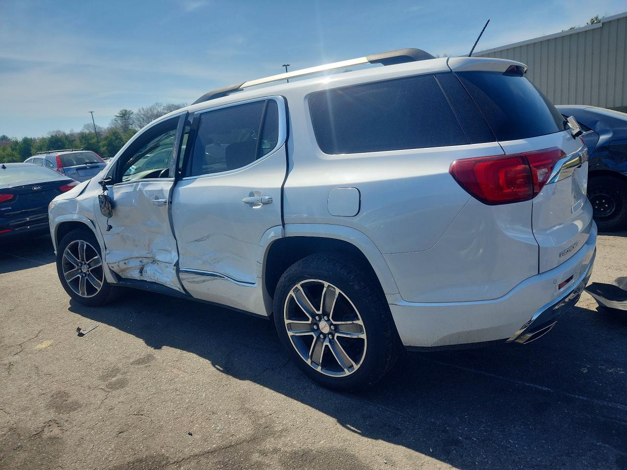 2017 GMC ACADIA DENALI photo 3