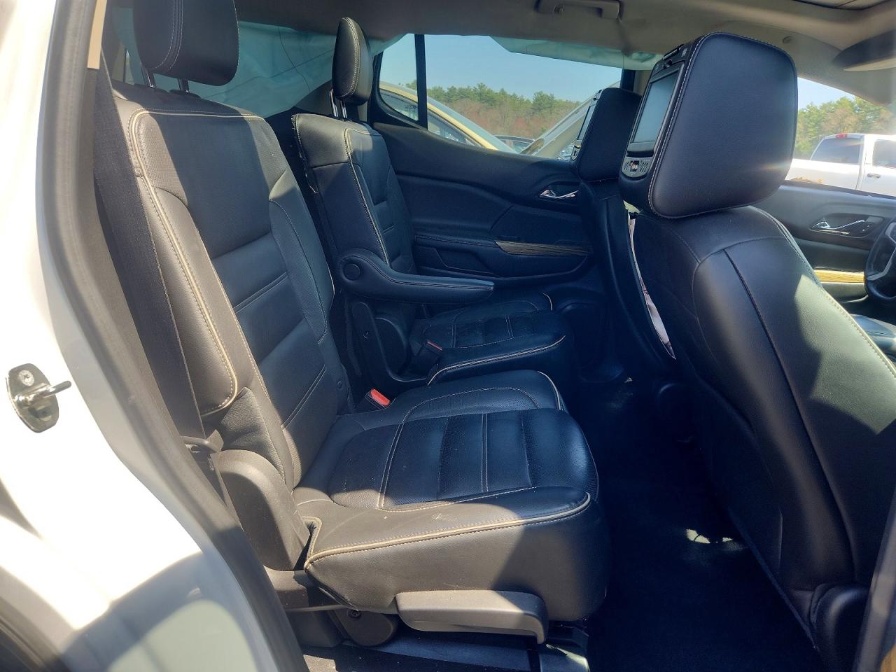 2017 GMC ACADIA DENALI photo 21
