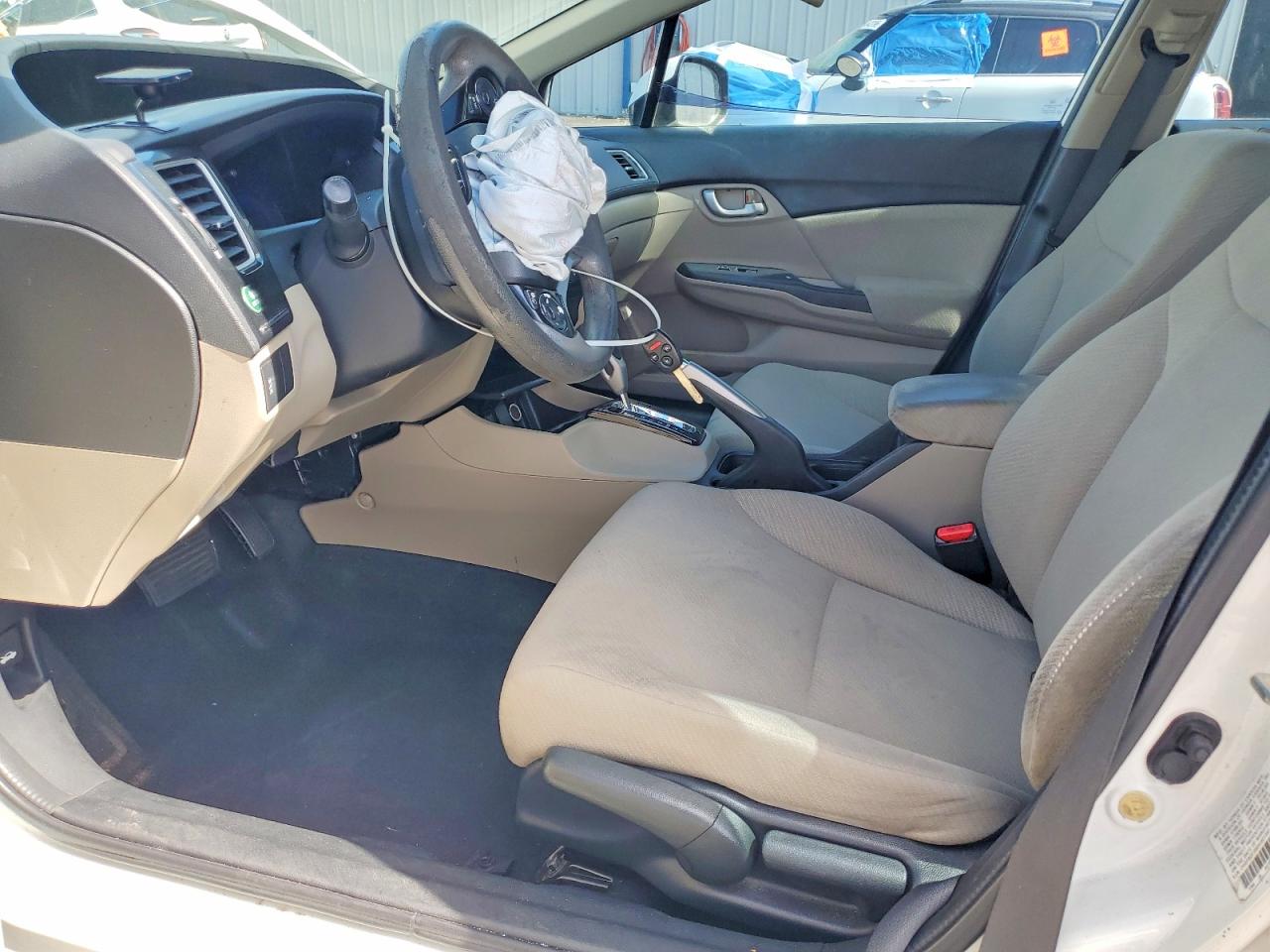 2013 HONDA CIVIC LX photo 19
