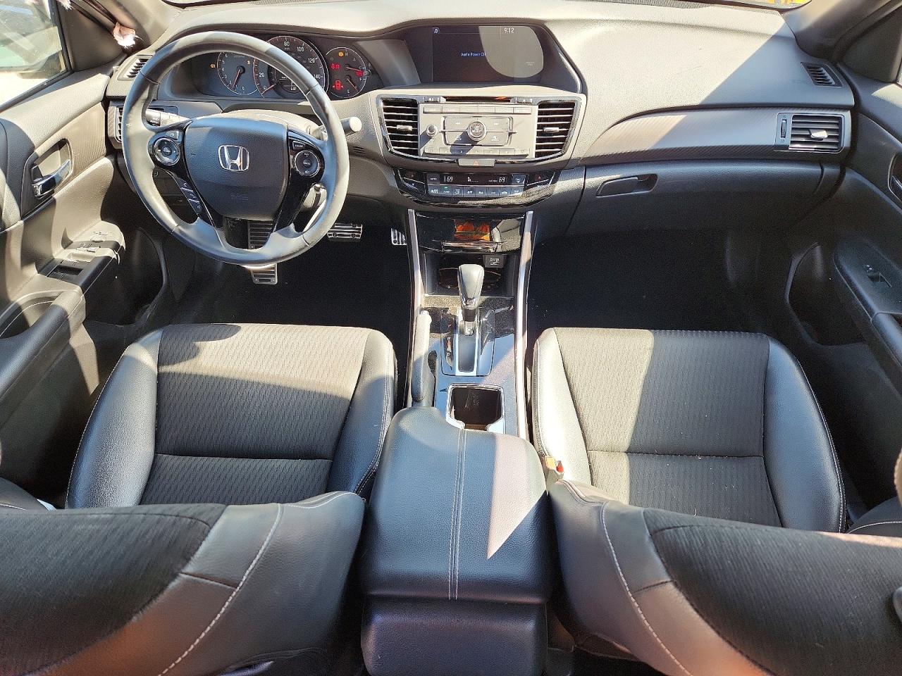 2016 HONDA ACCORD SPORT photo 22
