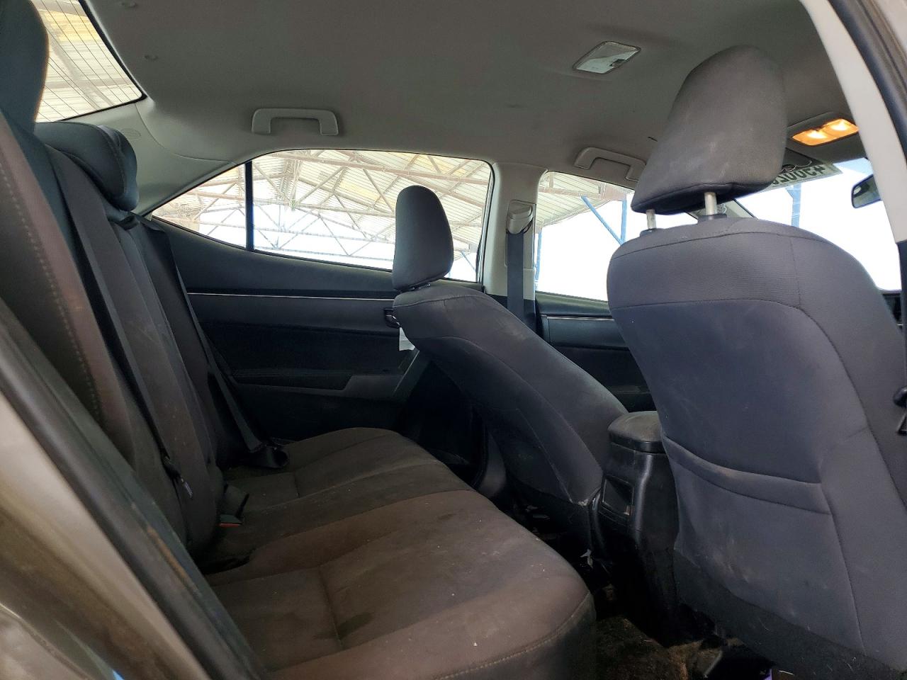 2019 TOYOTA COROLLA LE photo 19
