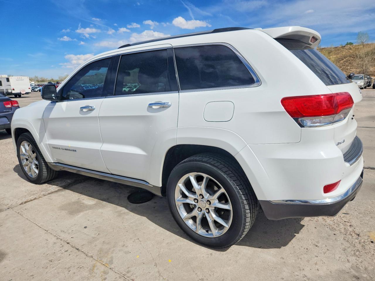 2015 JEEP GRAND CHEROKEE SUMMIT photo 2