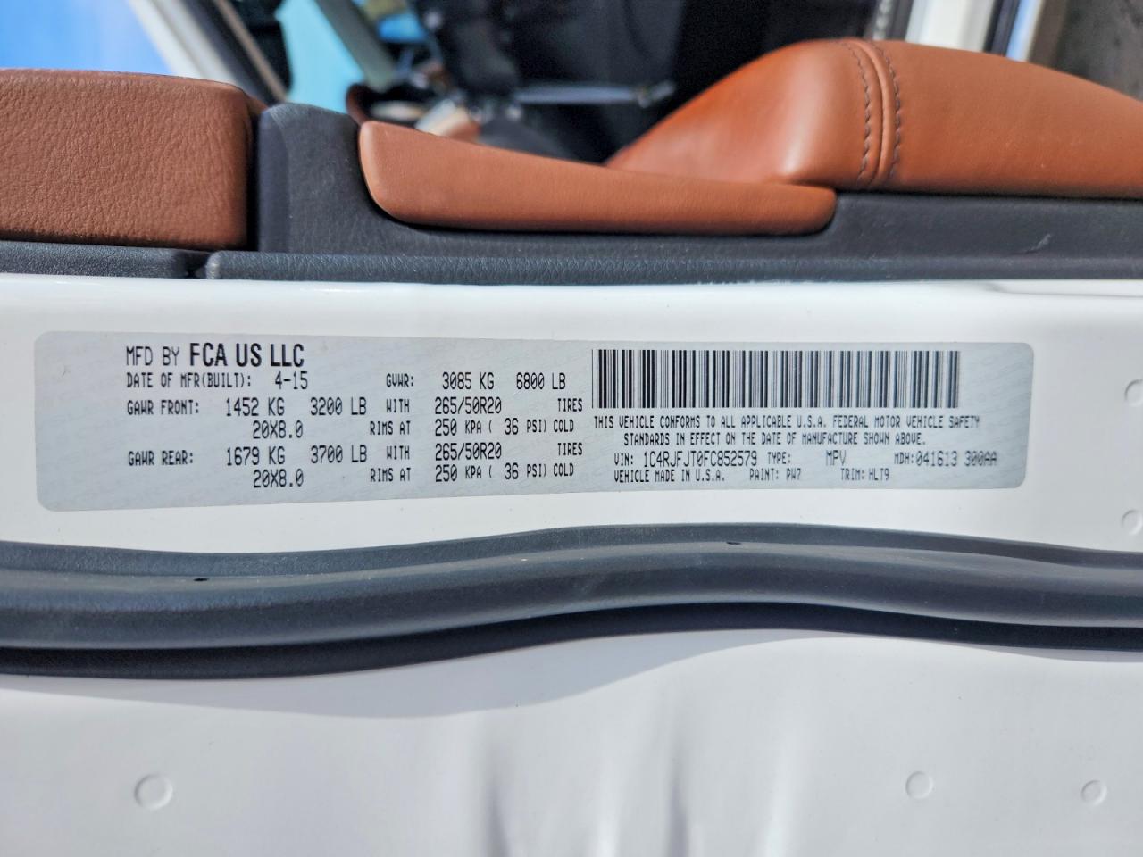 2015 JEEP GRAND CHEROKEE SUMMIT photo 13