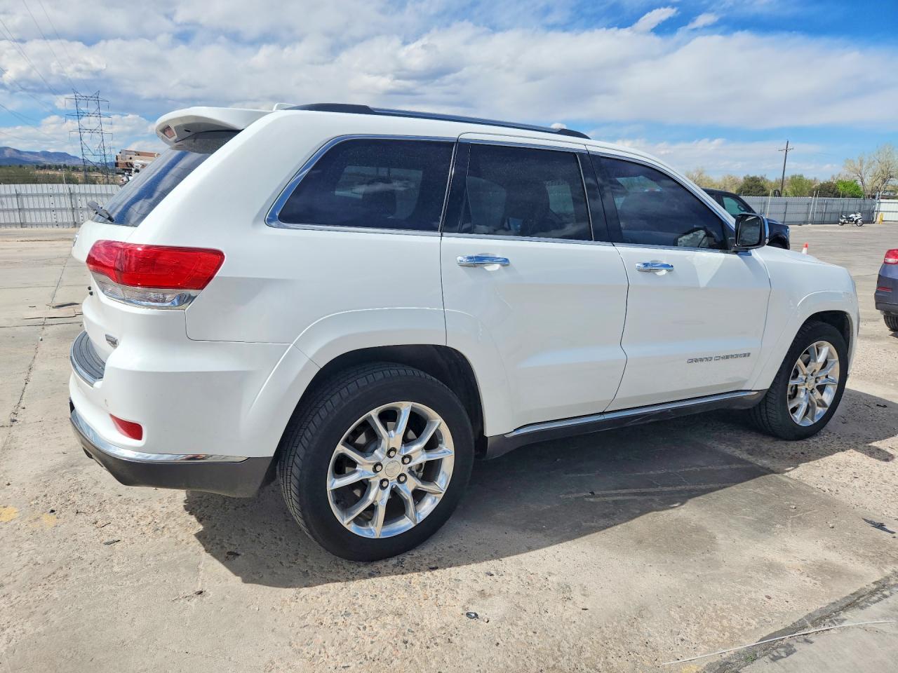2015 JEEP GRAND CHEROKEE SUMMIT photo 3