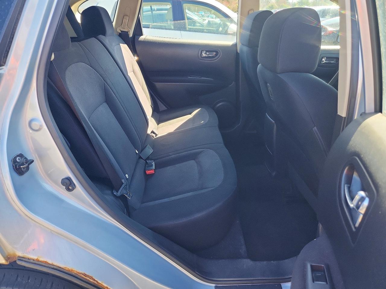 2013 NISSAN ROGUE S photo 21