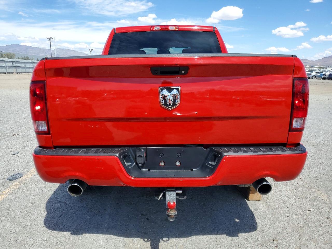 2014 RAM 1500 ST photo 11
