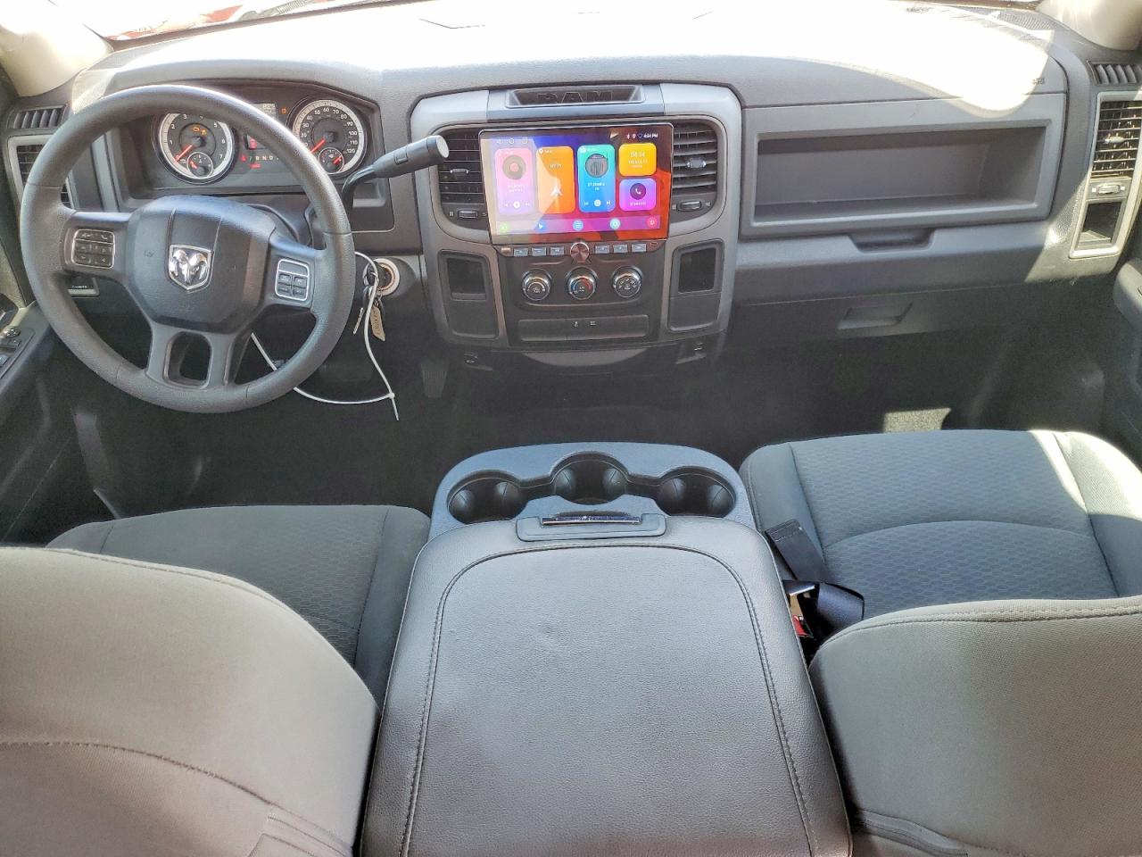 2014 RAM 1500 ST photo 15