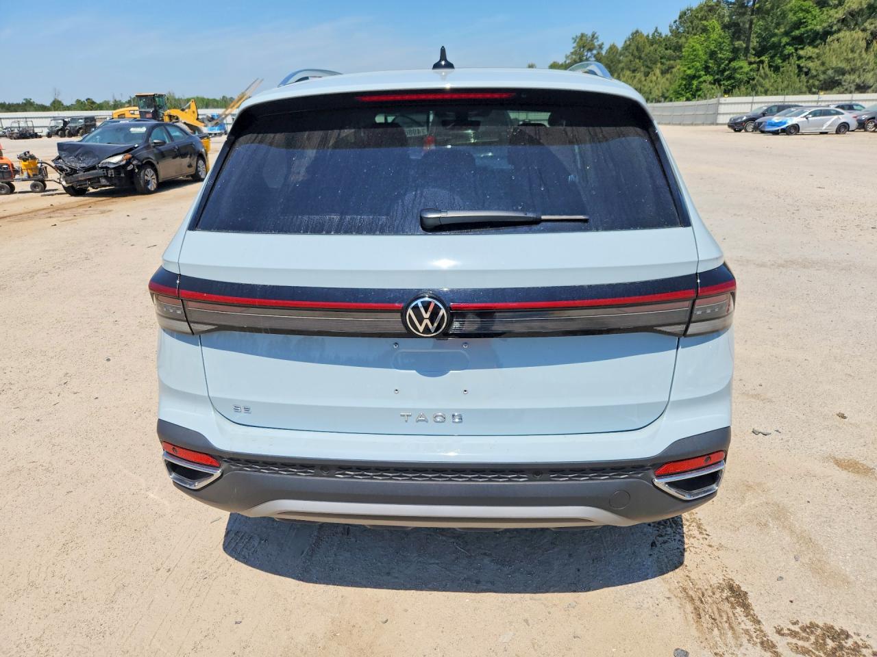 2025 VOLKSWAGEN TAOS SE photo 11