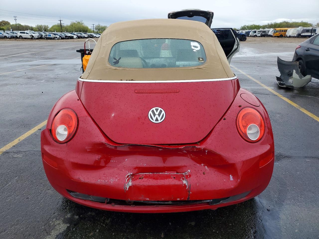 2008 VOLKSWAGEN NEW BEETLE photo 16