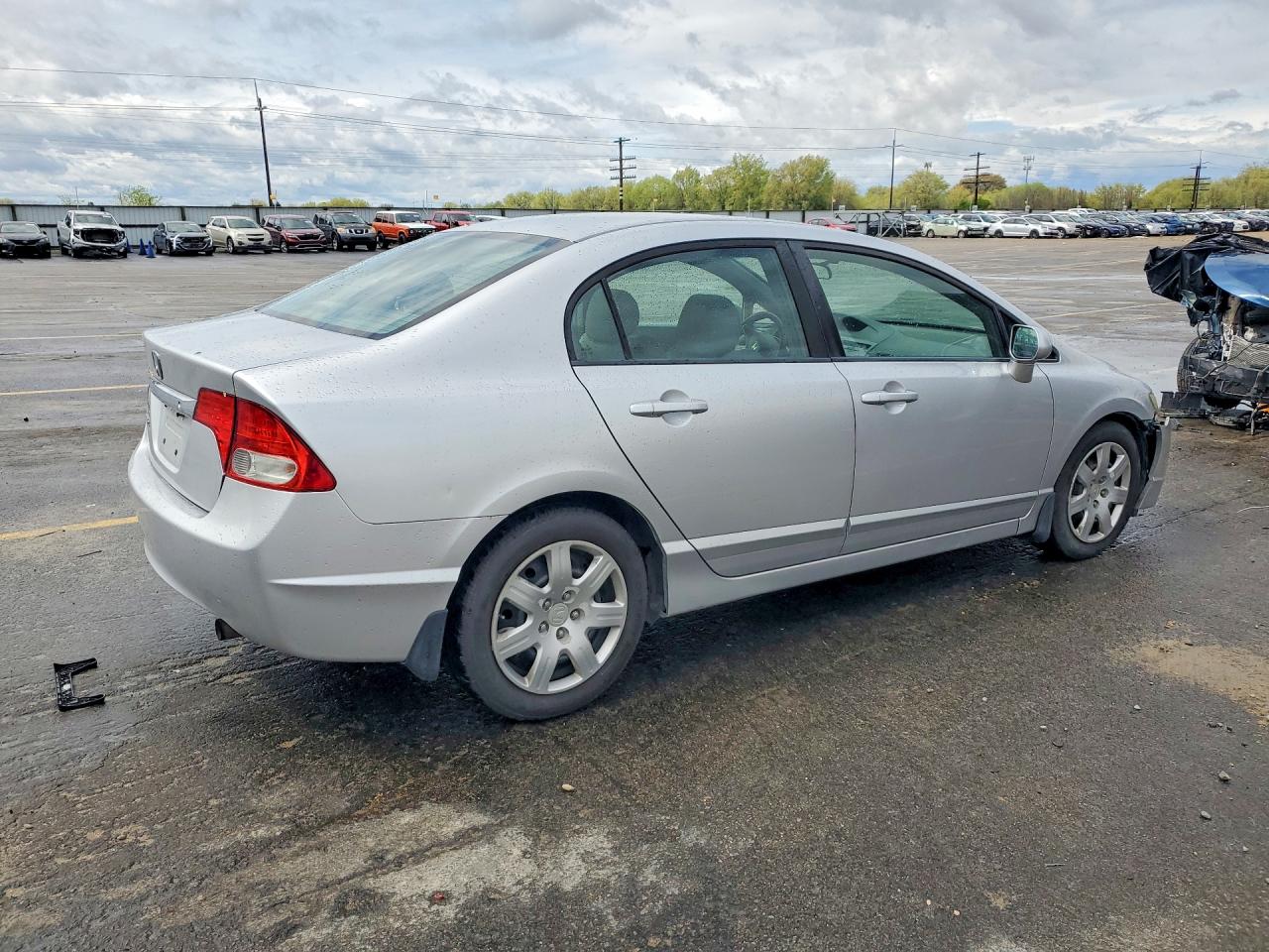 2010 HONDA CIVIC LX photo 3