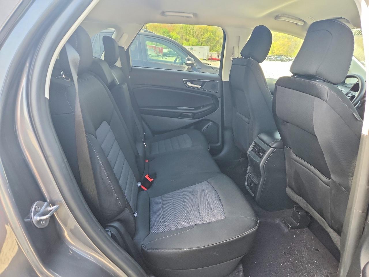 2024 FORD EDGE SE photo 28