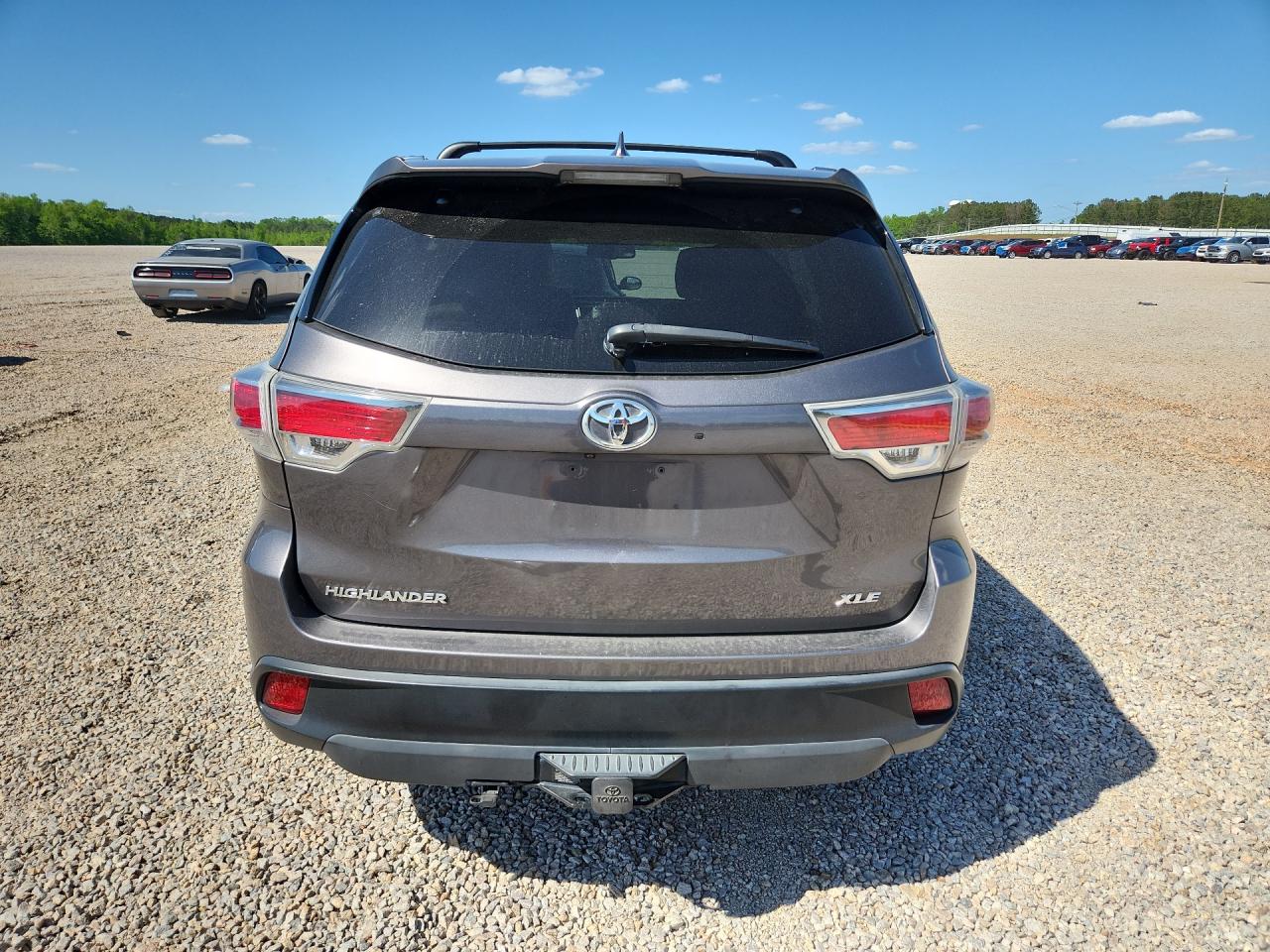 2016 TOYOTA HIGHLANDER XLE photo 11