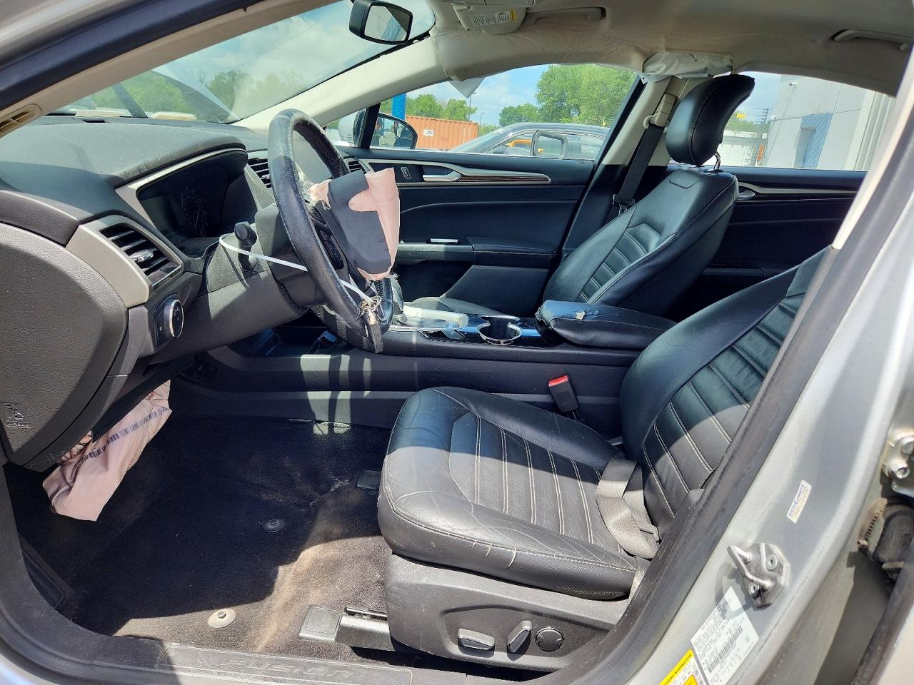 2015 FORD FUSION SE photo 13