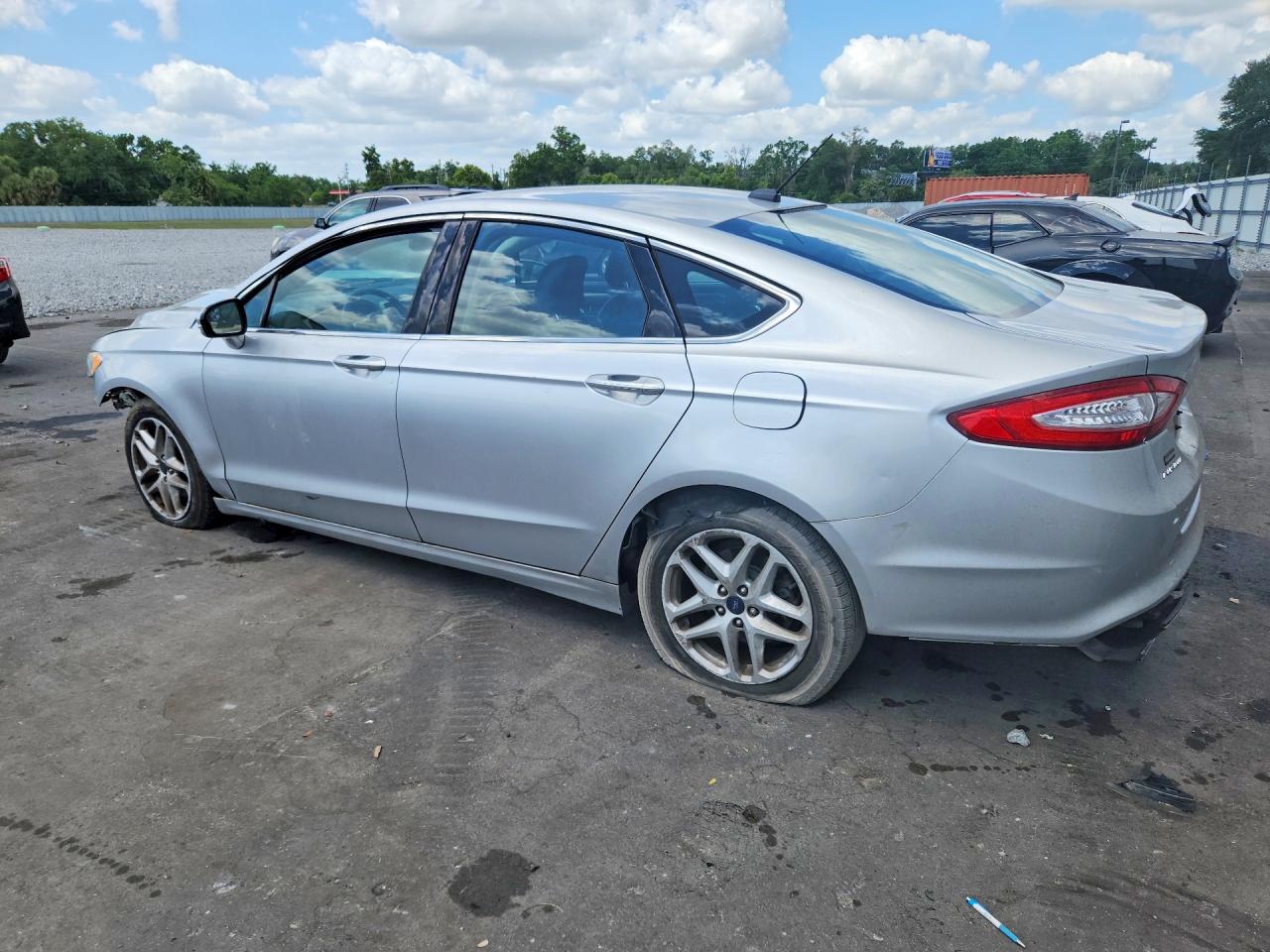 2015 FORD FUSION SE photo 3