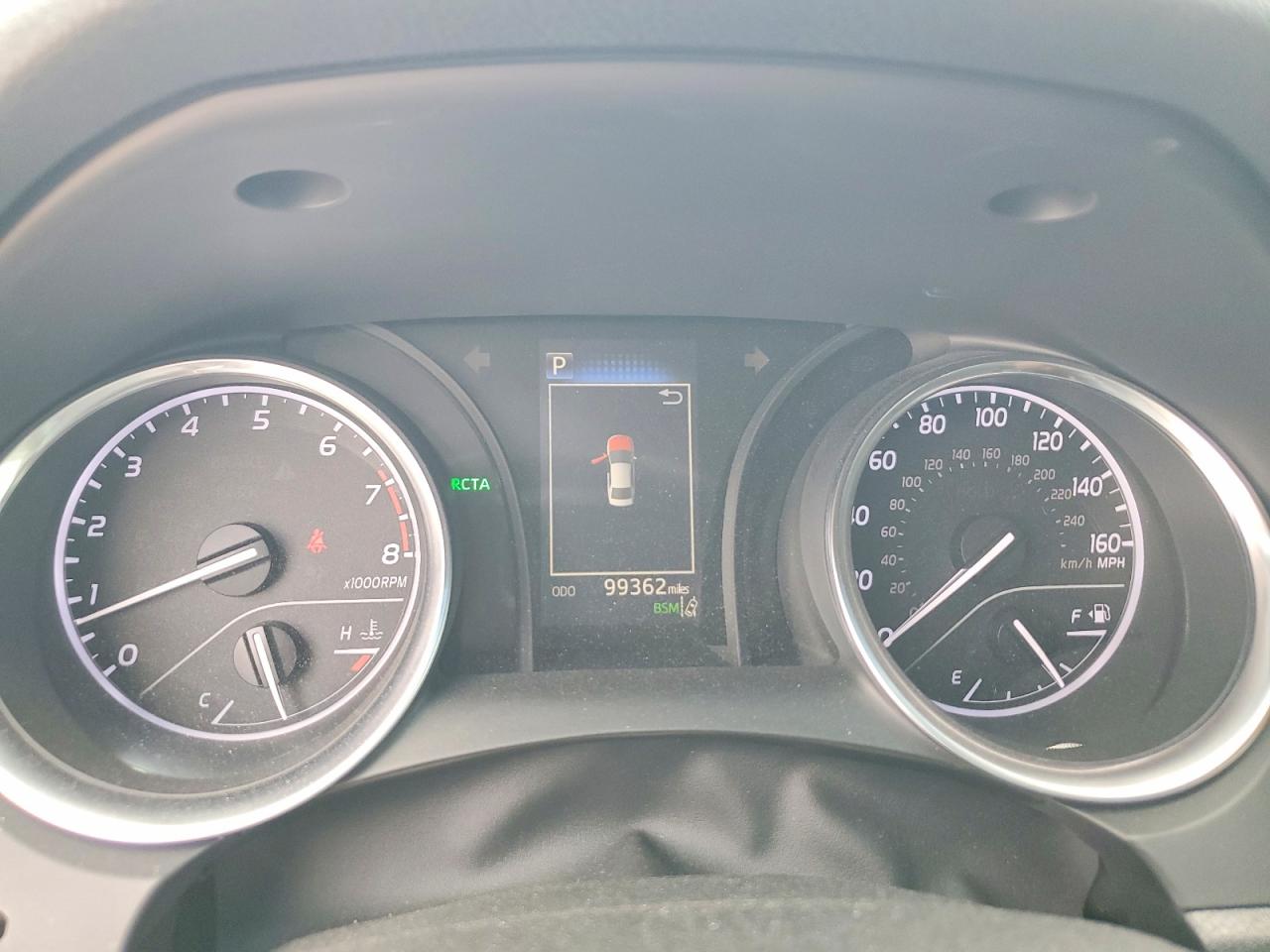 2018 TOYOTA CAMRY SE photo 25