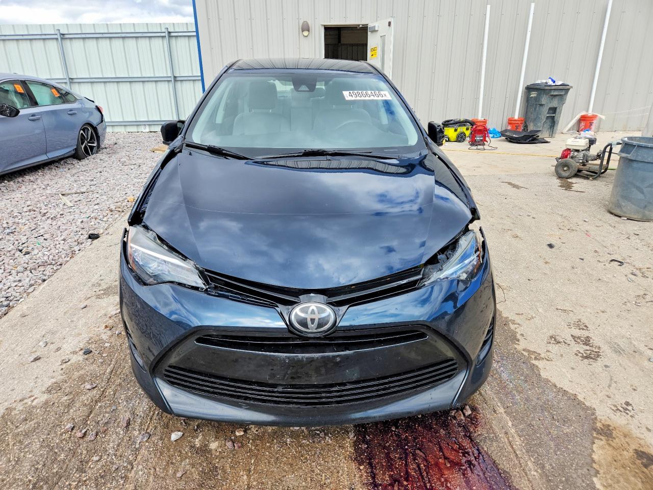 2017 TOYOTA COROLLA LE photo 5