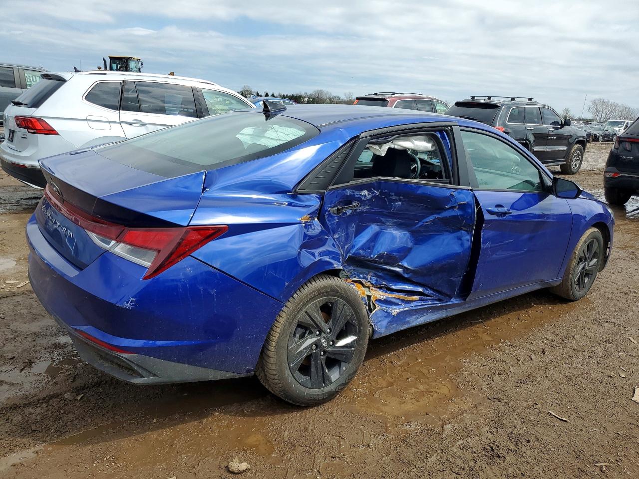 2021 HYUNDAI ELANTRA SEL photo 3