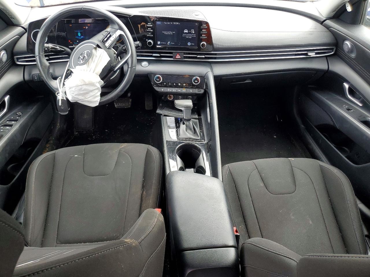 2021 HYUNDAI ELANTRA SEL photo 8