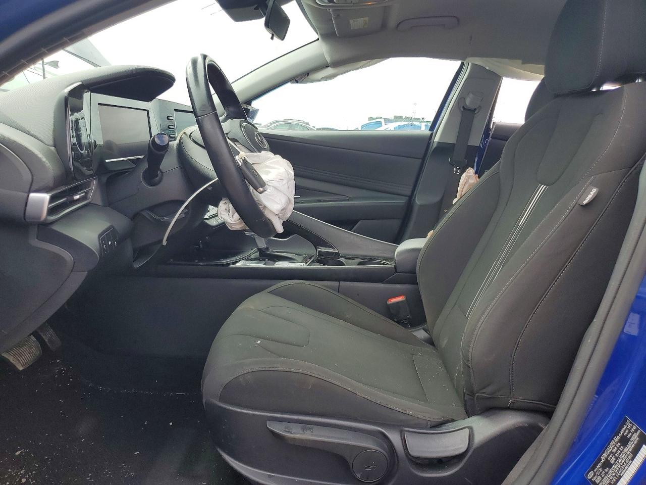 2021 HYUNDAI ELANTRA SEL photo 7
