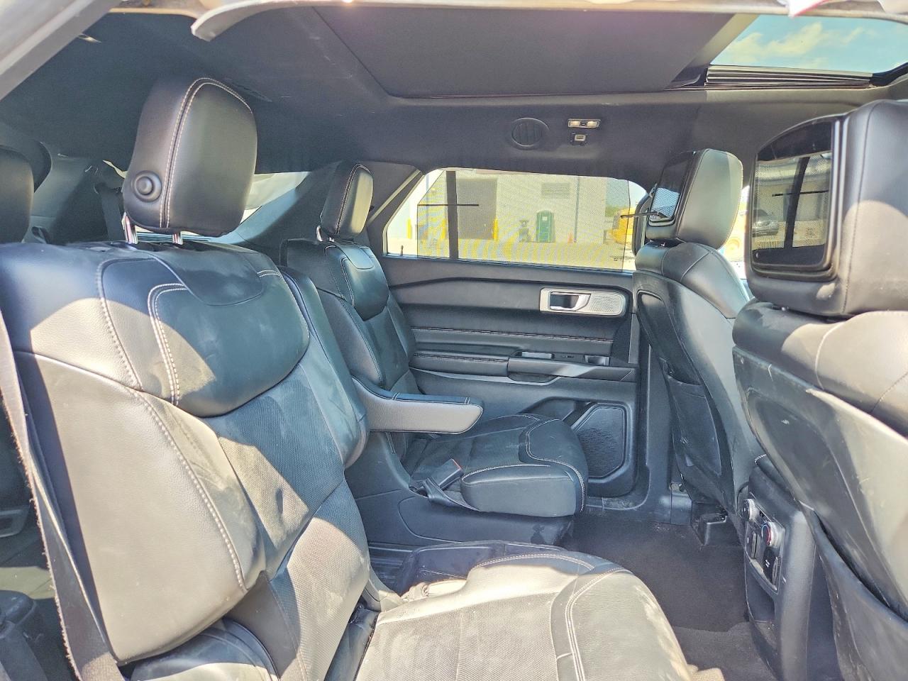 2020 FORD EXPLORER photo 31