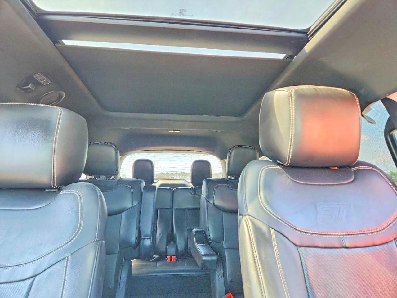 2020 FORD EXPLORER photo 28