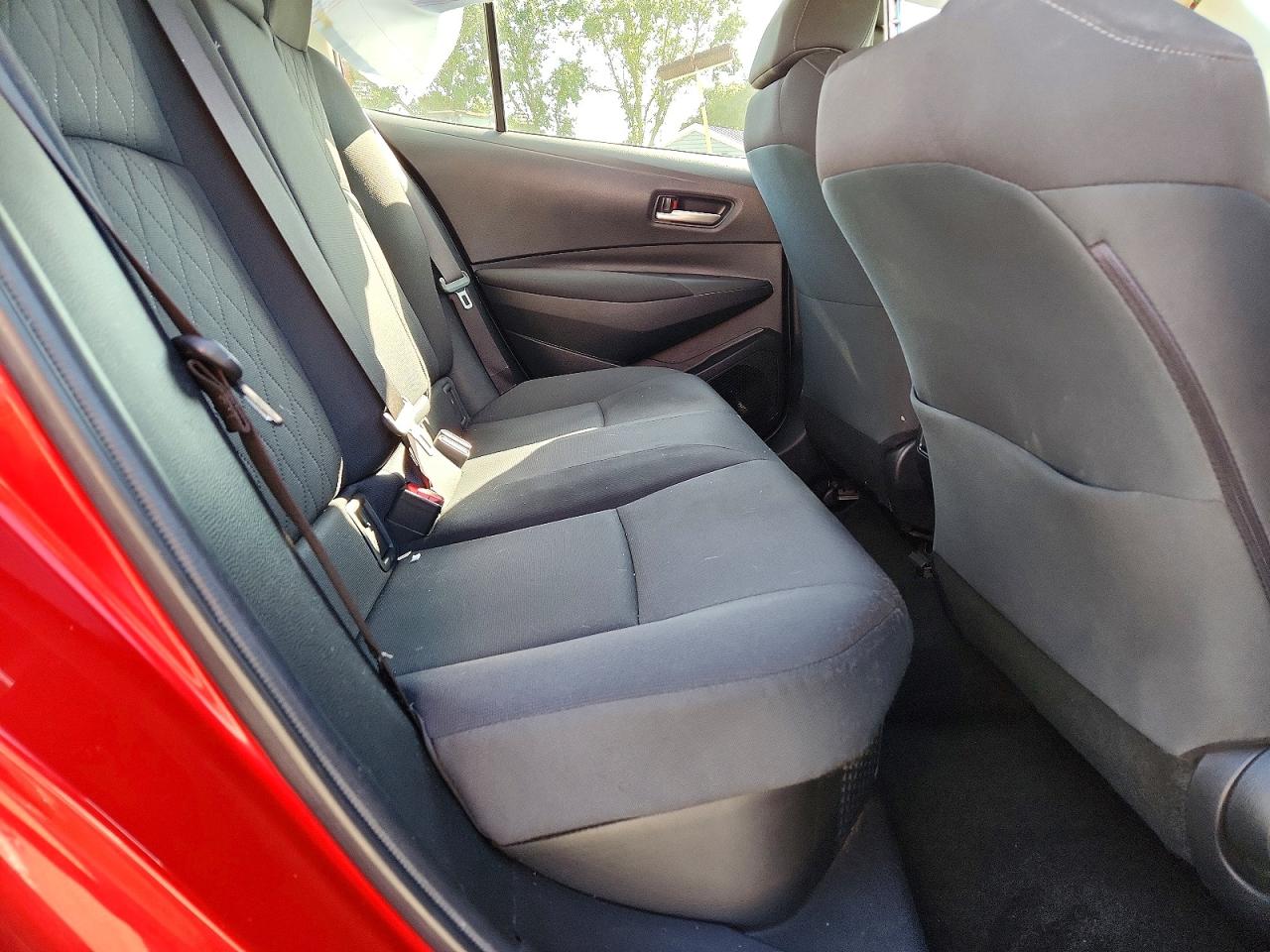 2020 TOYOTA COROLLA LE photo 19