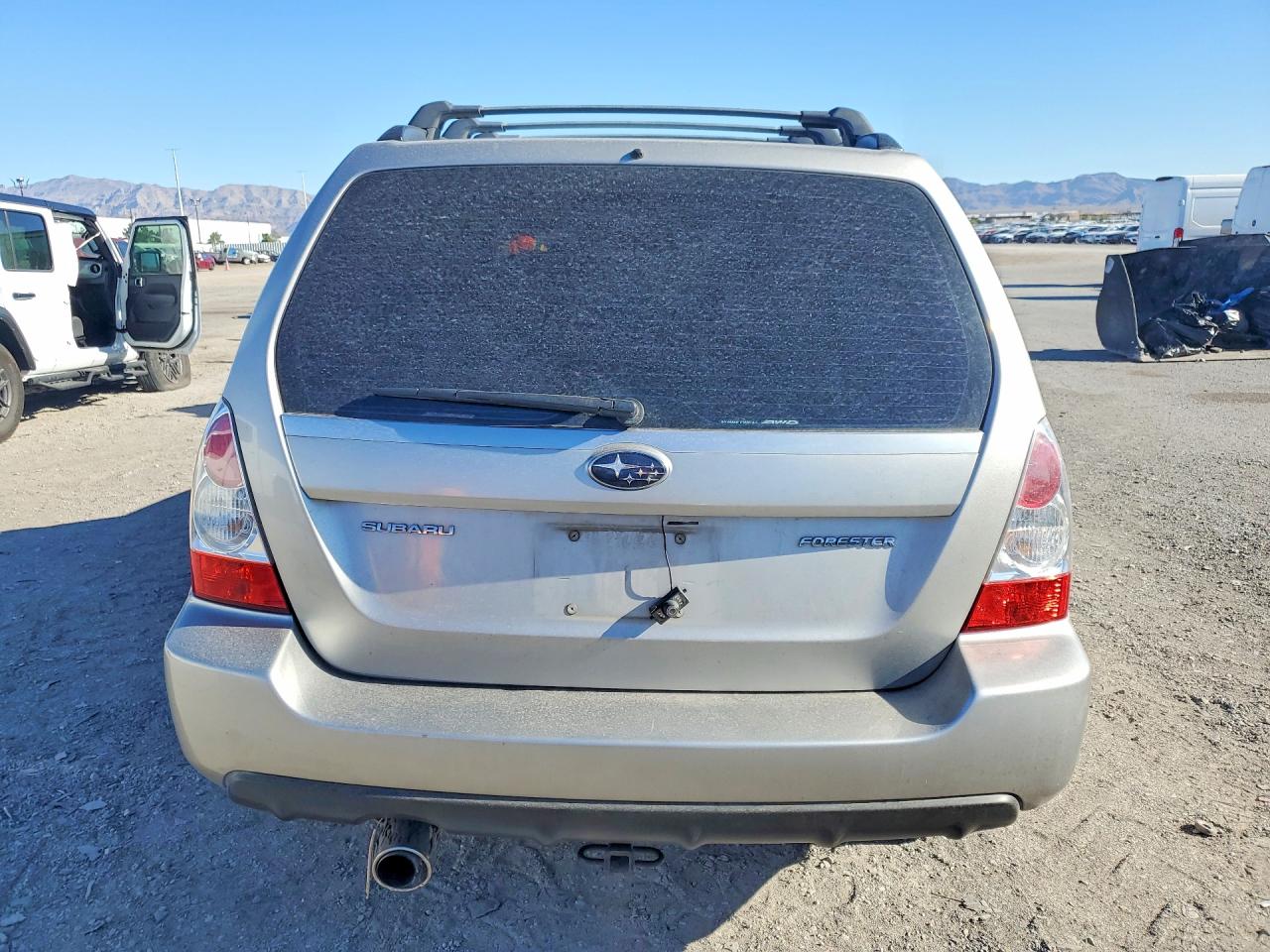 2007 SUBARU FORESTER photo 11