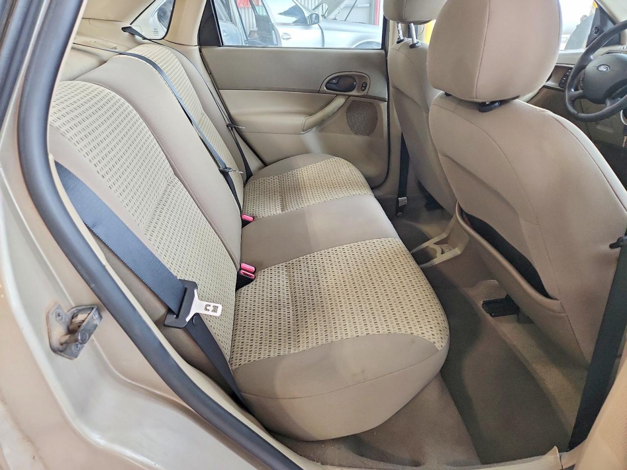 2007 FORD FOCUS ZX4 photo 19