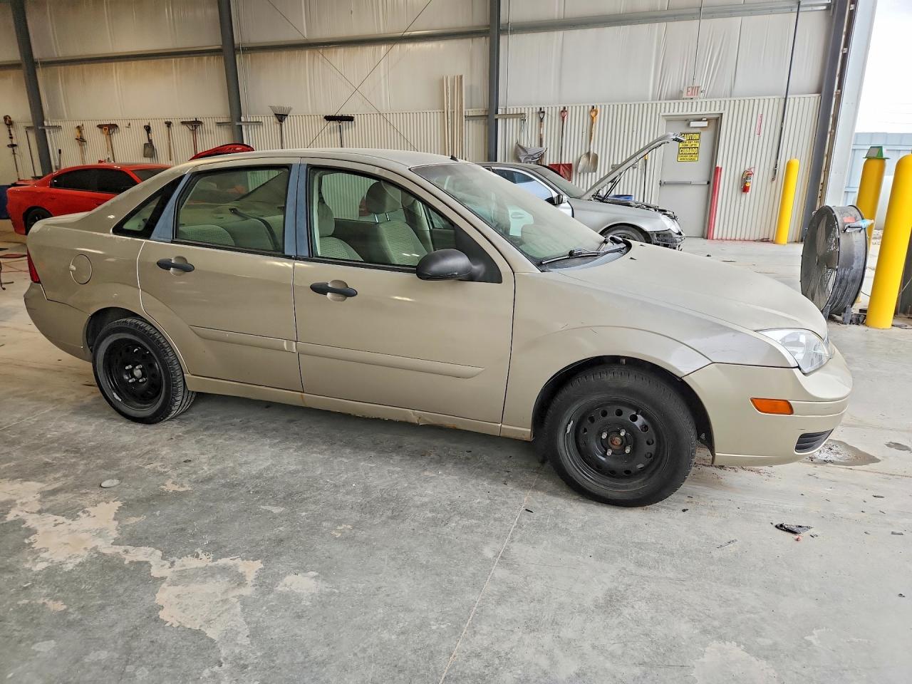 2007 FORD FOCUS ZX4 photo 7