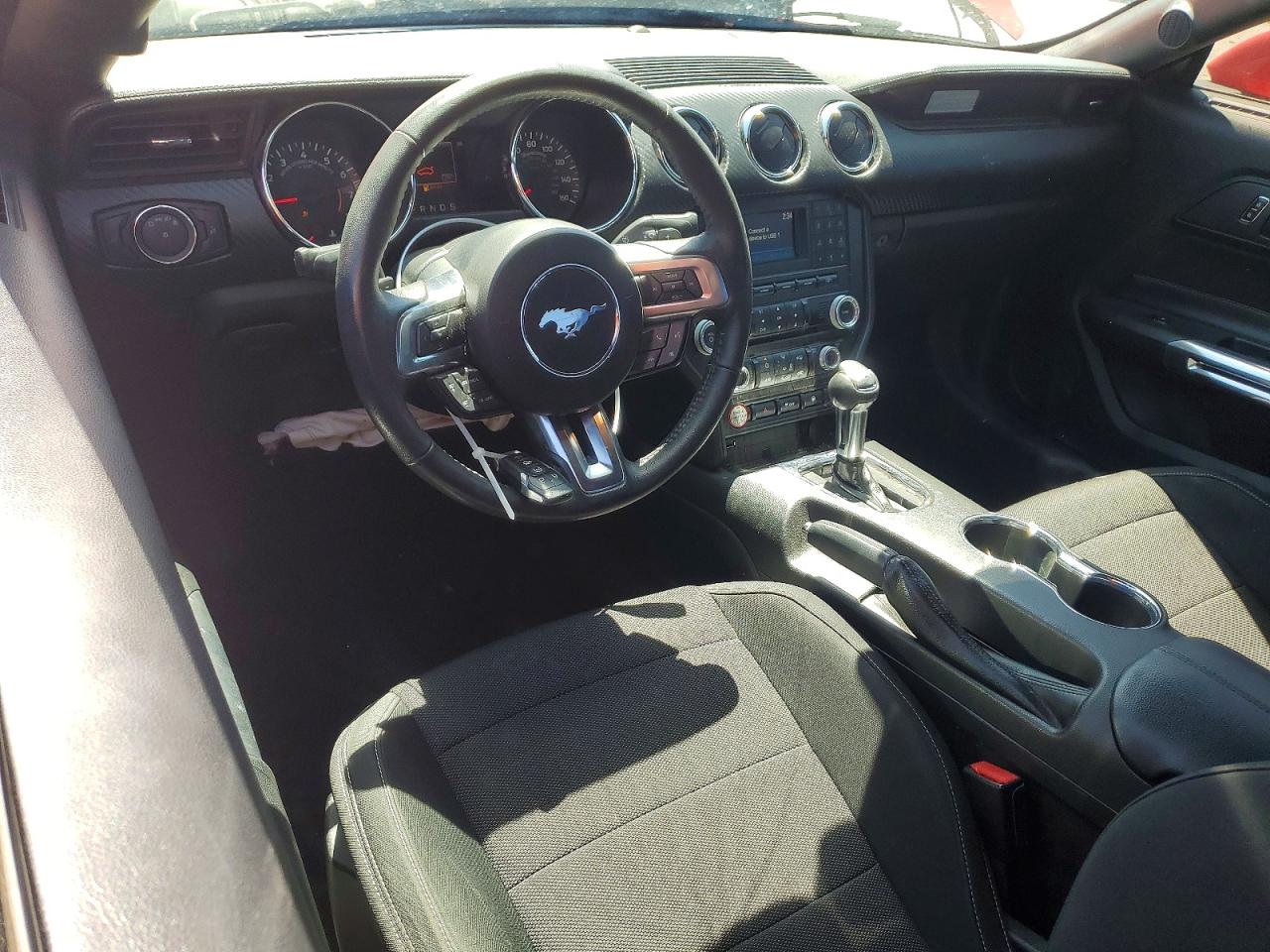 2016 FORD MUSTANG photo 15
