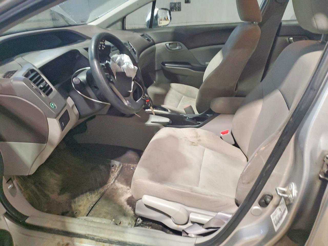 2012 HONDA CIVIC LX photo 13
