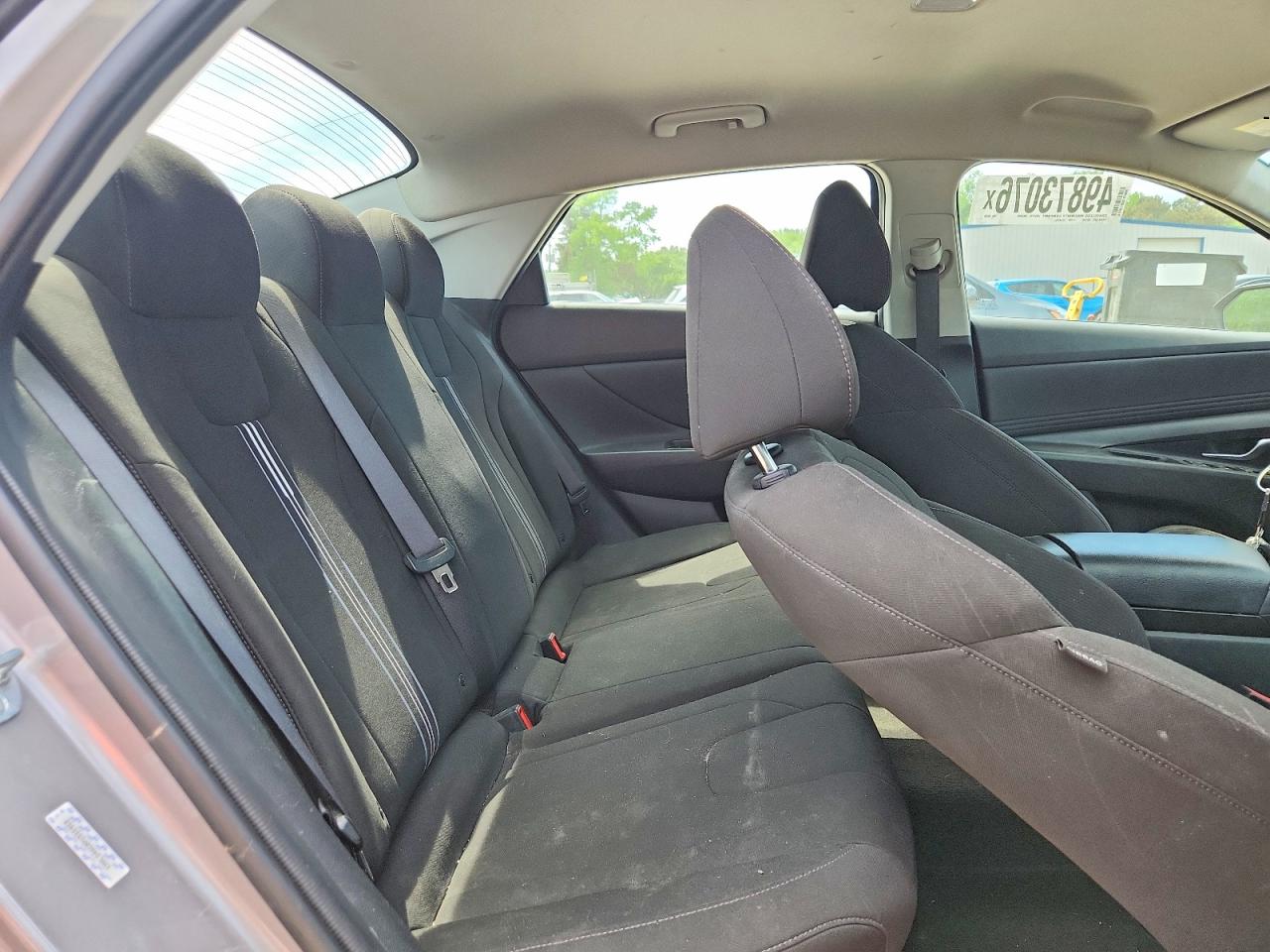 2023 HYUNDAI ELANTRA SEL photo 28