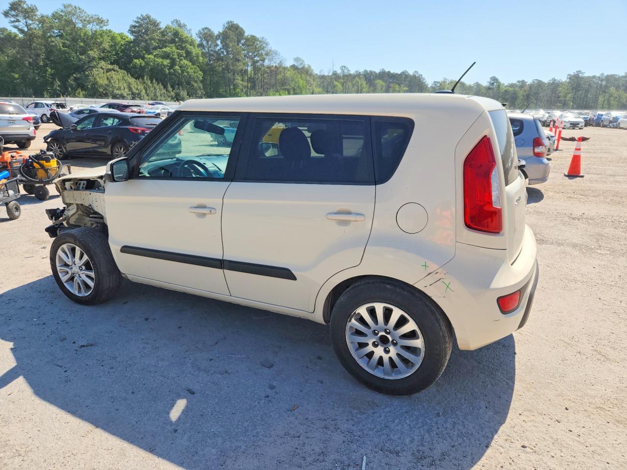 2013 KIA SOUL + photo 4
