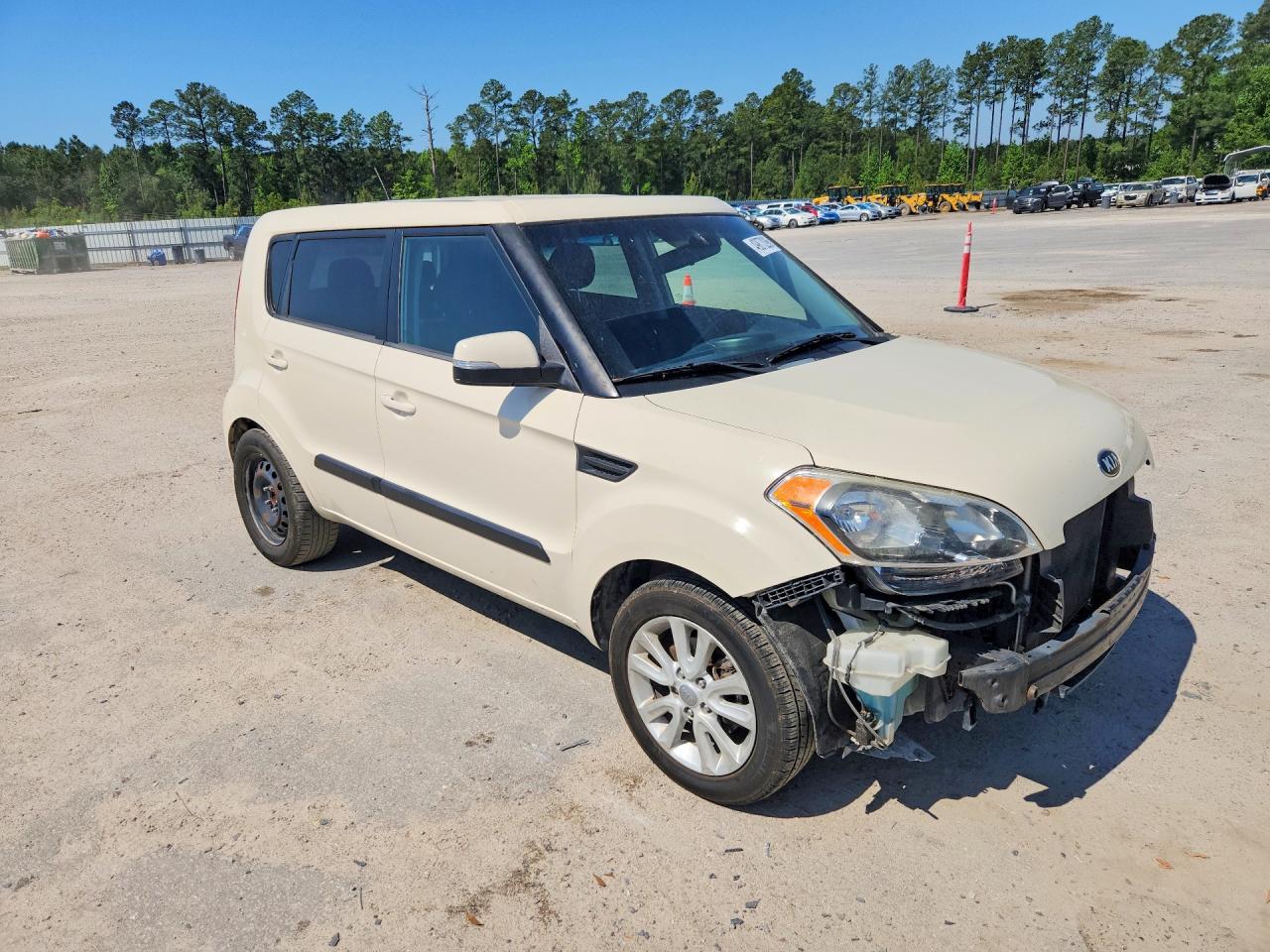 2013 KIA SOUL + photo 10