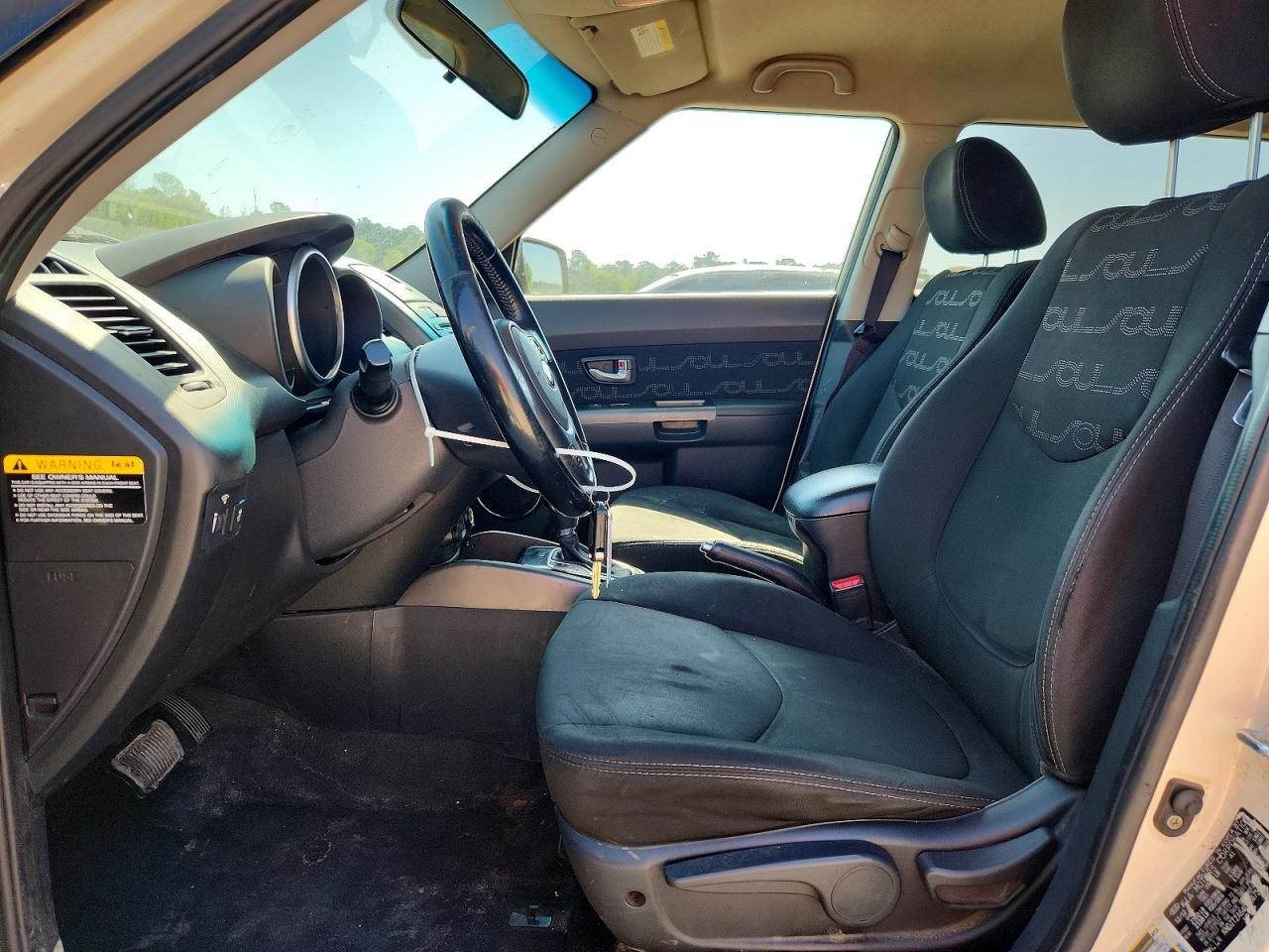 2013 KIA SOUL + photo 19
