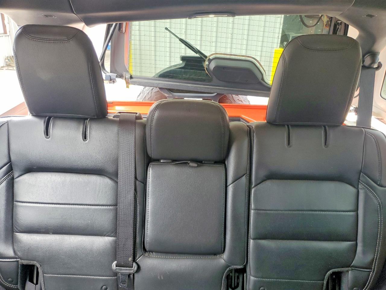 2018 JEEP WRANGLER UNLIMITED SAHARA photo 19