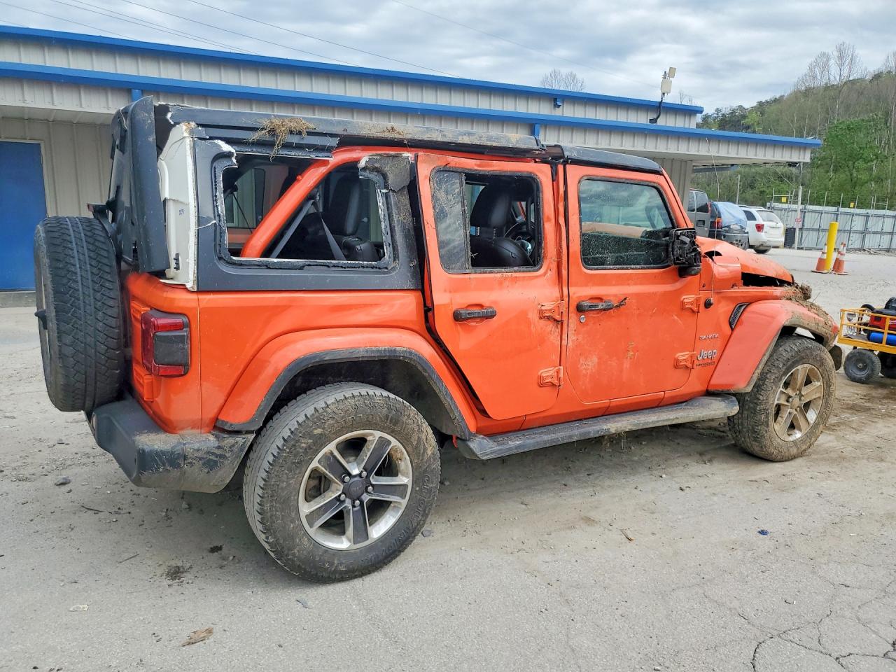 2018 JEEP WRANGLER UNLIMITED SAHARA photo 5