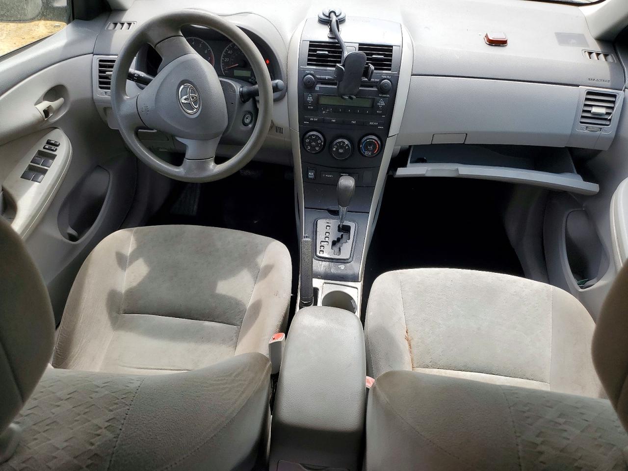 2009 TOYOTA COROLLA LE photo 15
