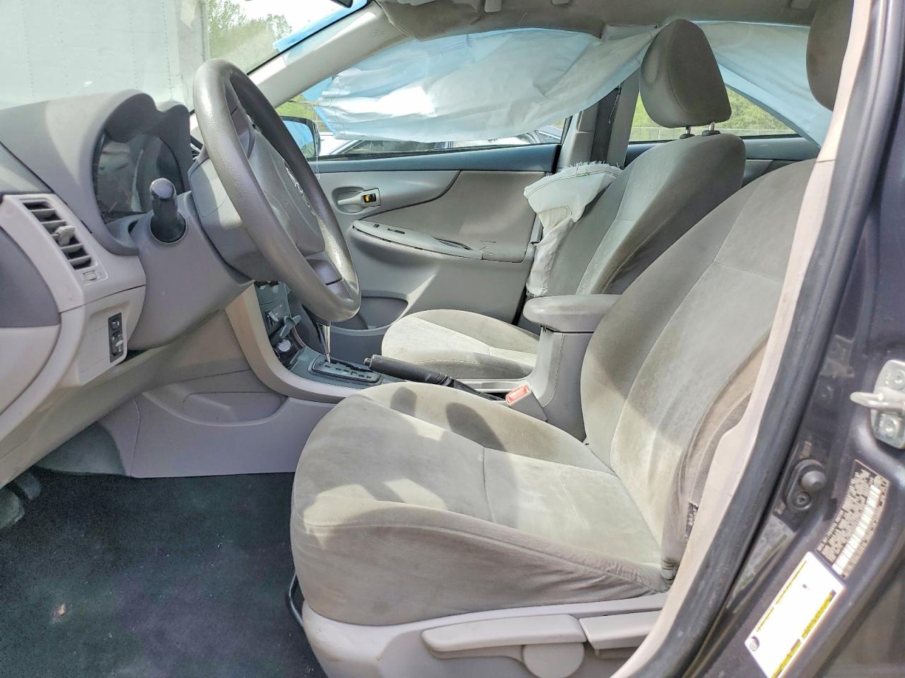 2009 TOYOTA COROLLA LE photo 13