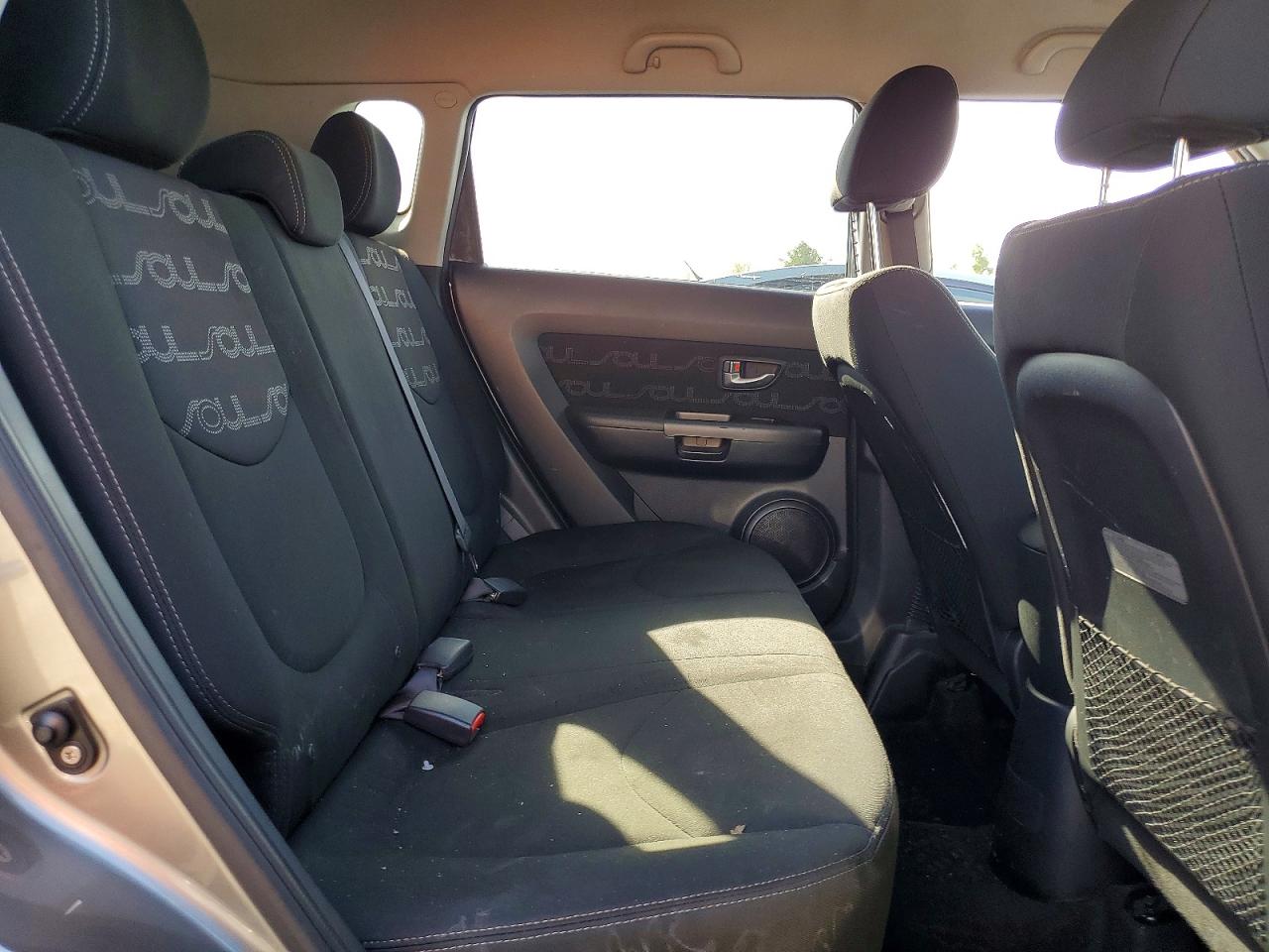 2012 KIA SOUL + photo 28