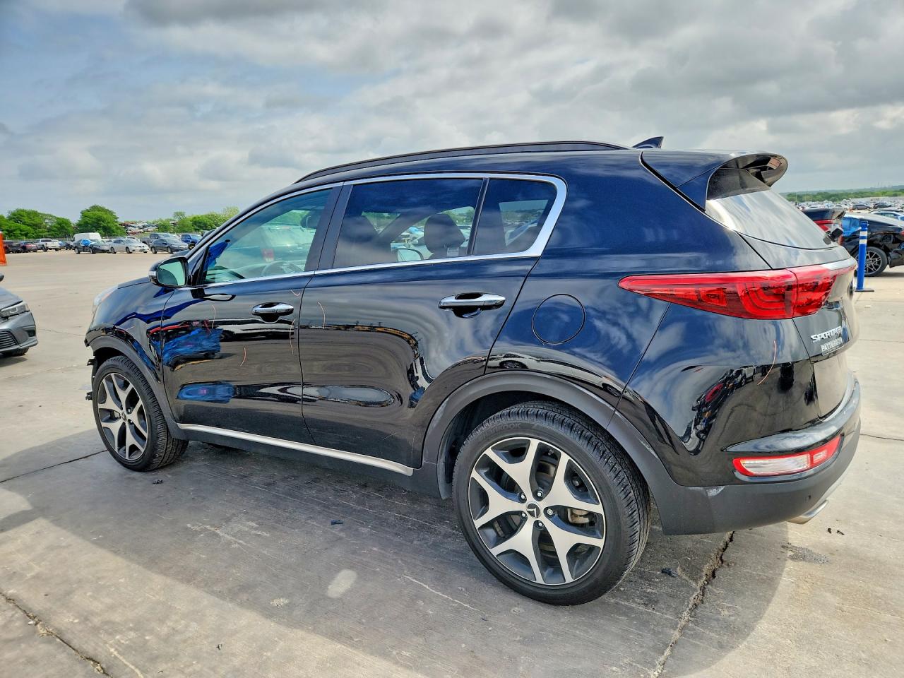 2019 KIA SPORTAGE SX photo 3