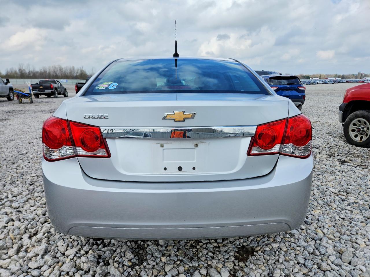 2014 CHEVROLET CRUZE LS photo 11