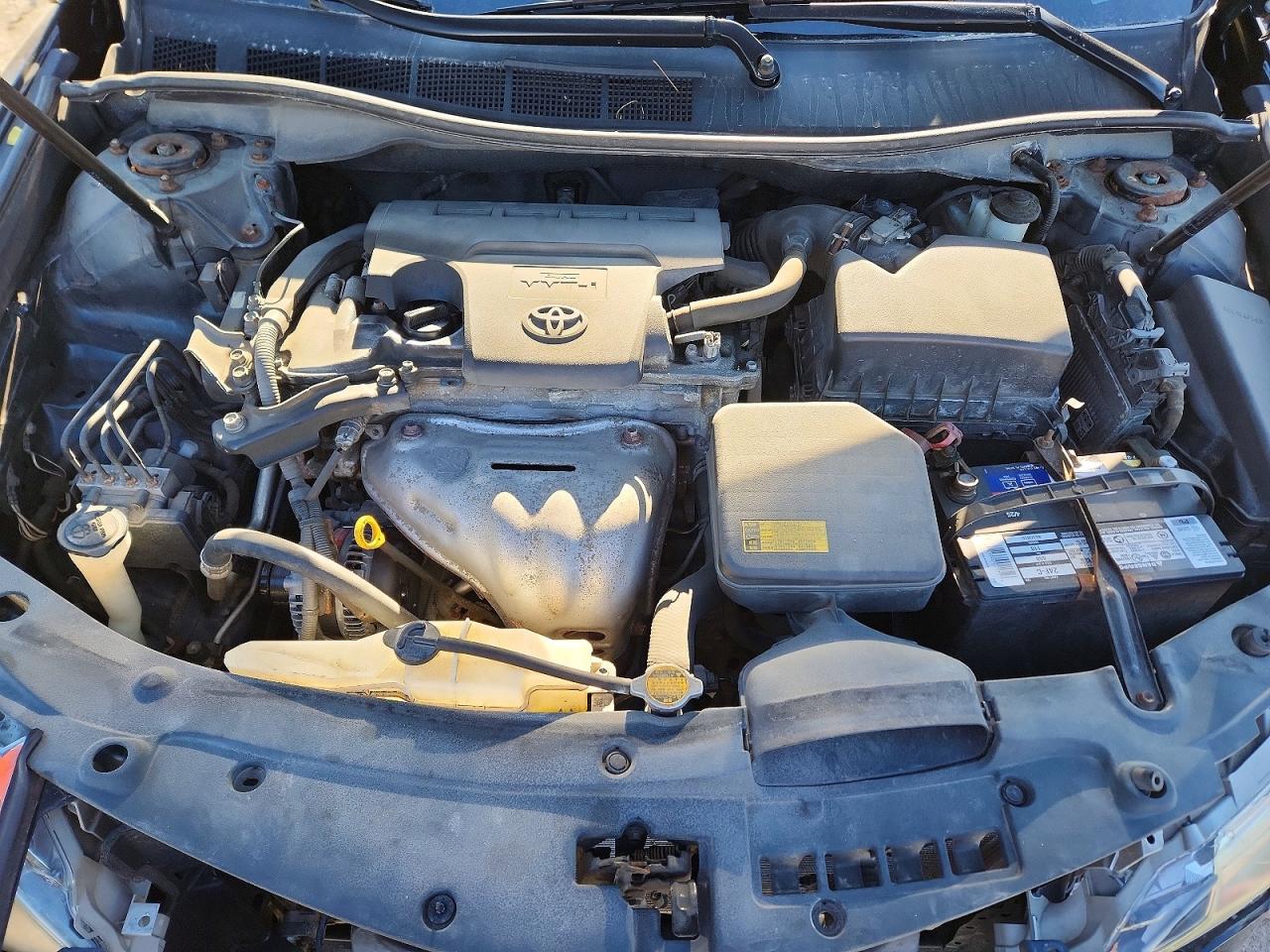 2012 TOYOTA CAMRY LE photo 31