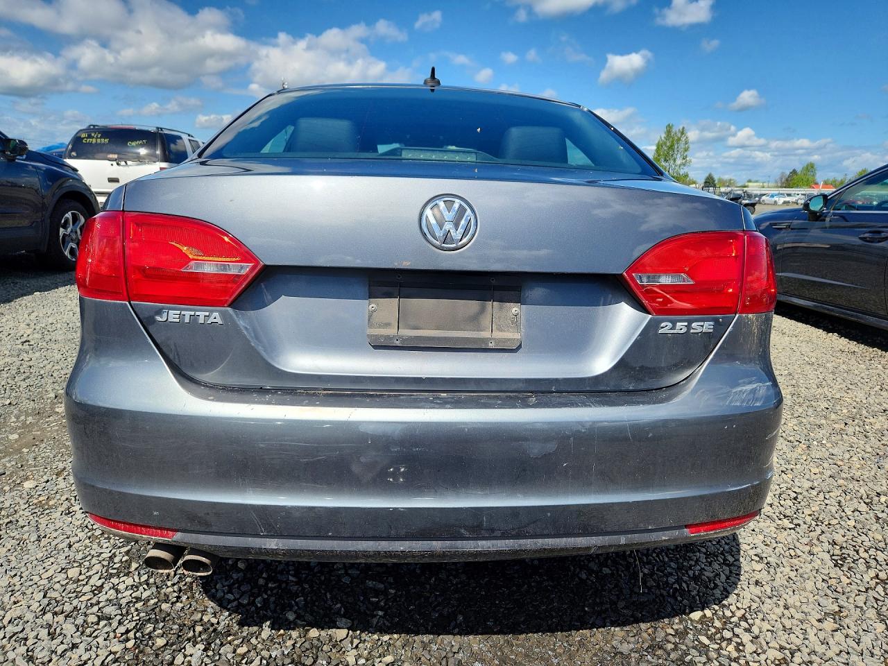 2013 VOLKSWAGEN JETTA SE photo 11